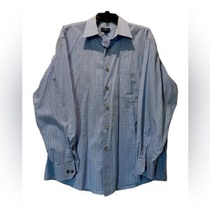 VanHeusen No Iron Men’s Long-Sleeve Button Up shirt